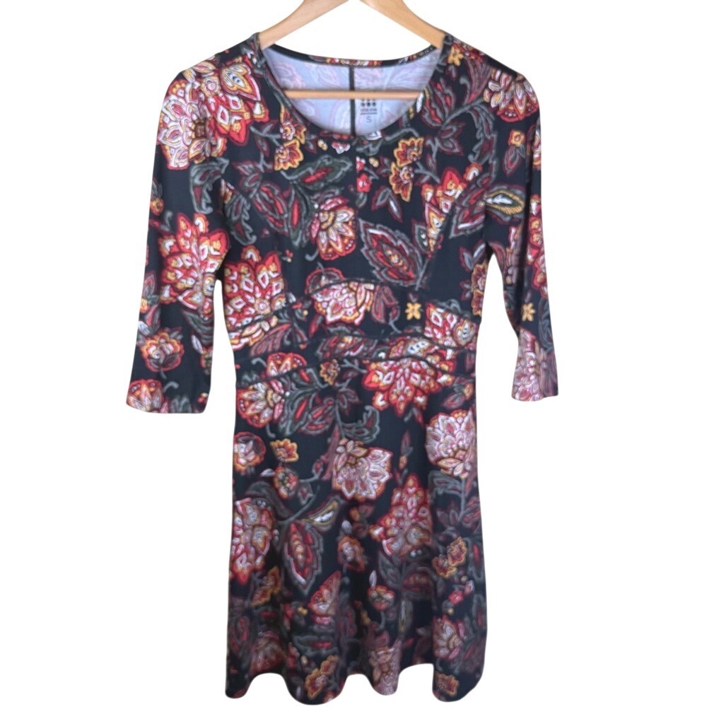 Title Nine Dress Women Small Paisley Floral Dream Travel Fit Flare Pocket Active